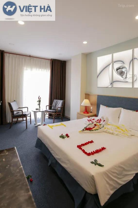 Viet Ha Hotel Thành Pho Ho Chí Minh Esterno foto